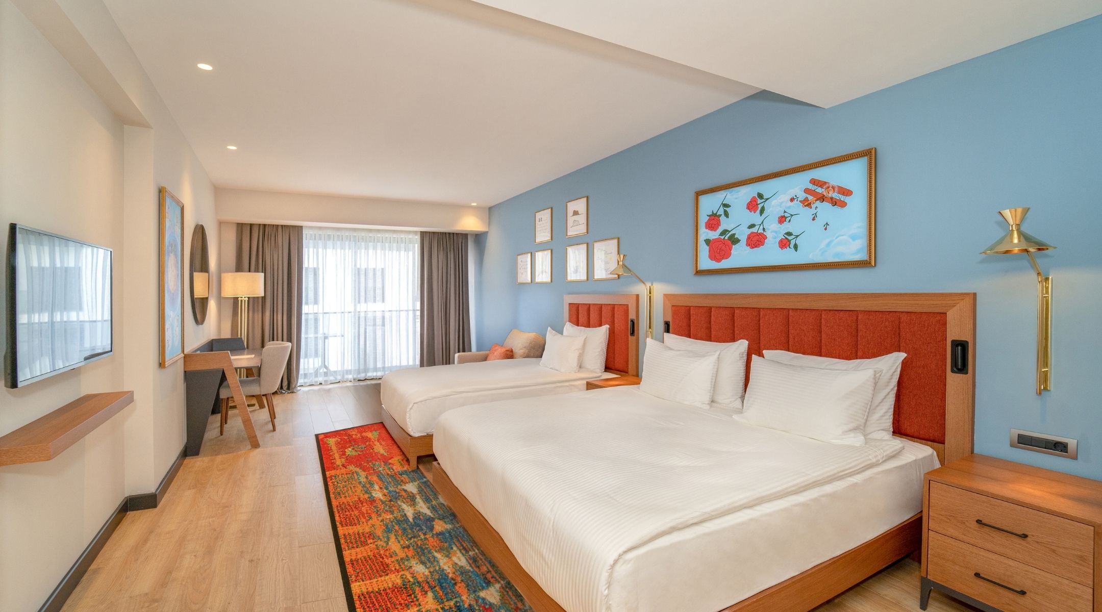 Deluxe Spacious Room 2160X1200